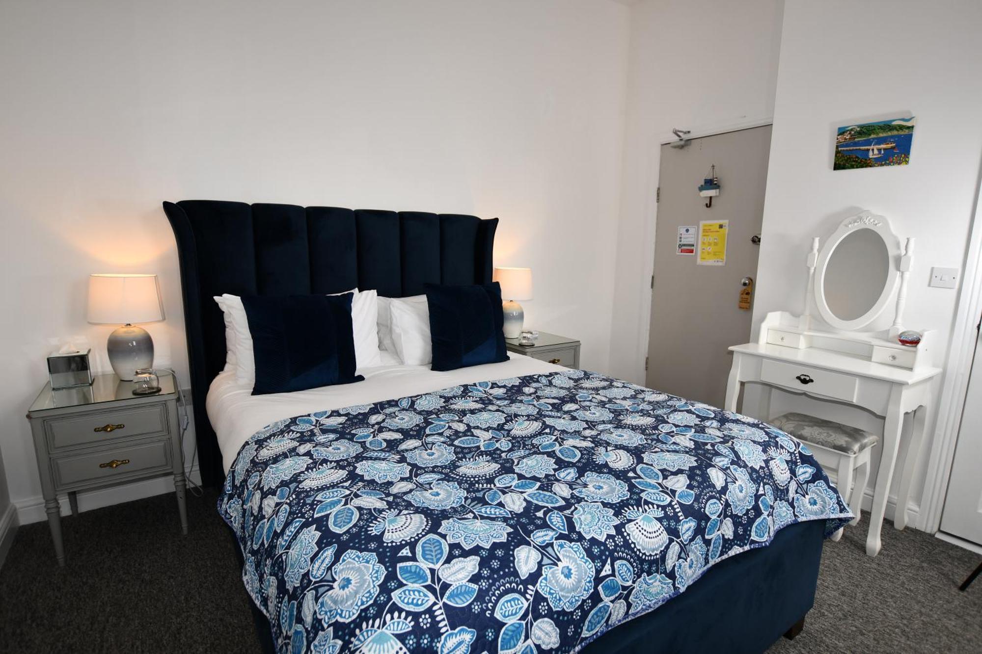 No. 98 Boutique Hotel Weymouth Oda fotoğraf