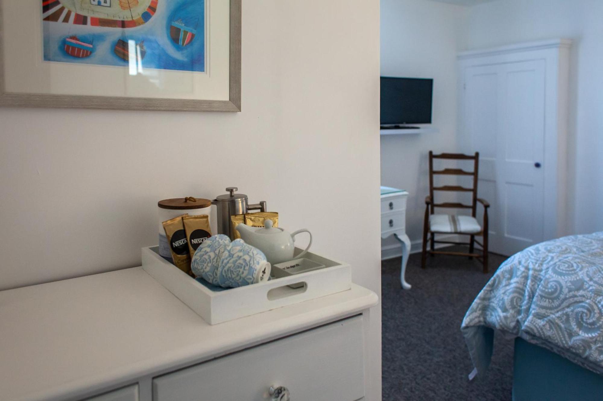 No. 98 Boutique Hotel Weymouth Oda fotoğraf